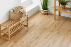Designboden selbstklebend Designplanke 15,24 cm x 91,44 cm in Eichenoptik Hell