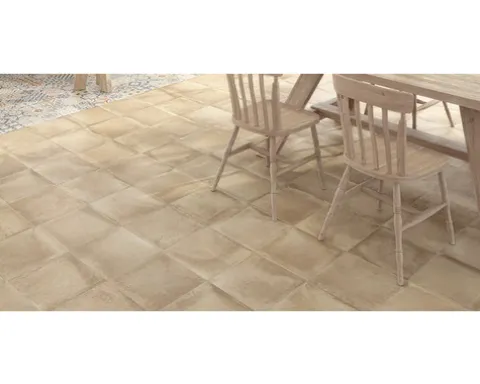 Feinsteinzeug Stufenfliese Rustic Crema 33,15 x 33,15 cm