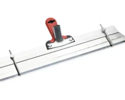 Flächenrakel gezahnt TKB R2 560 mm höhenverstellbar mit Stielhalter 28 mm