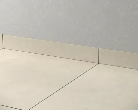 MIRAVA Sockel MANHATTAN Ivory 8,5 x 60 cm matt