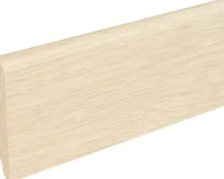 Sockelleiste FU060L foliert Eiche weiß 19x58x2400 mm