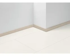 Sockelleiste SL3 Eiche D015 2200 x 40 x 16 mm