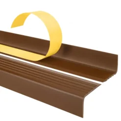 Treppenkantenprofil Selbstklebend 40x25 mm, Treppenprofil PVC für Treppenstufen, Treppenkantenschutz mit Rillen, Antirutsch - 70 cm, Braun