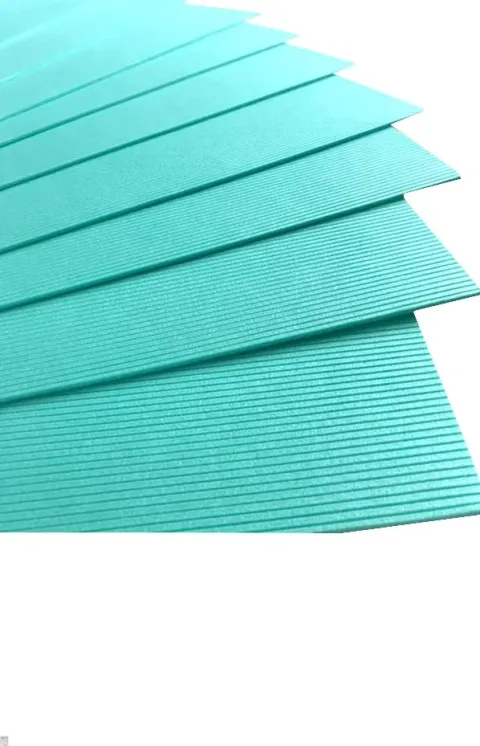 Unterlage Fußboden Bodenplatten Dämmunterlagen Trittschalldämmung Dämmung für Laminat Parkett 5mm - 0,5qm - 1 Stück